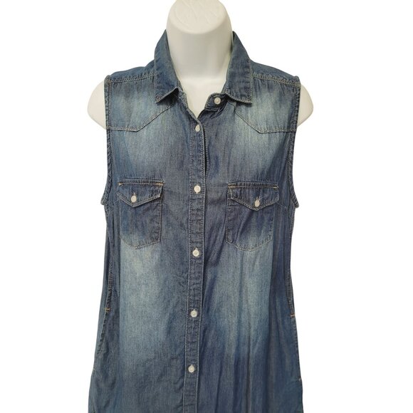 Sleeveless Denim Button-Up Shirt By JW Signature  Medium  100% Cotton  Distresse - Picture 2 of 12